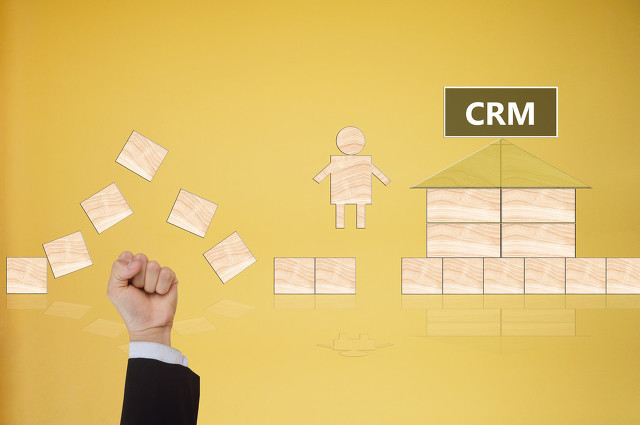 自主个性化开发CRM系统,让企业减少客户的流失